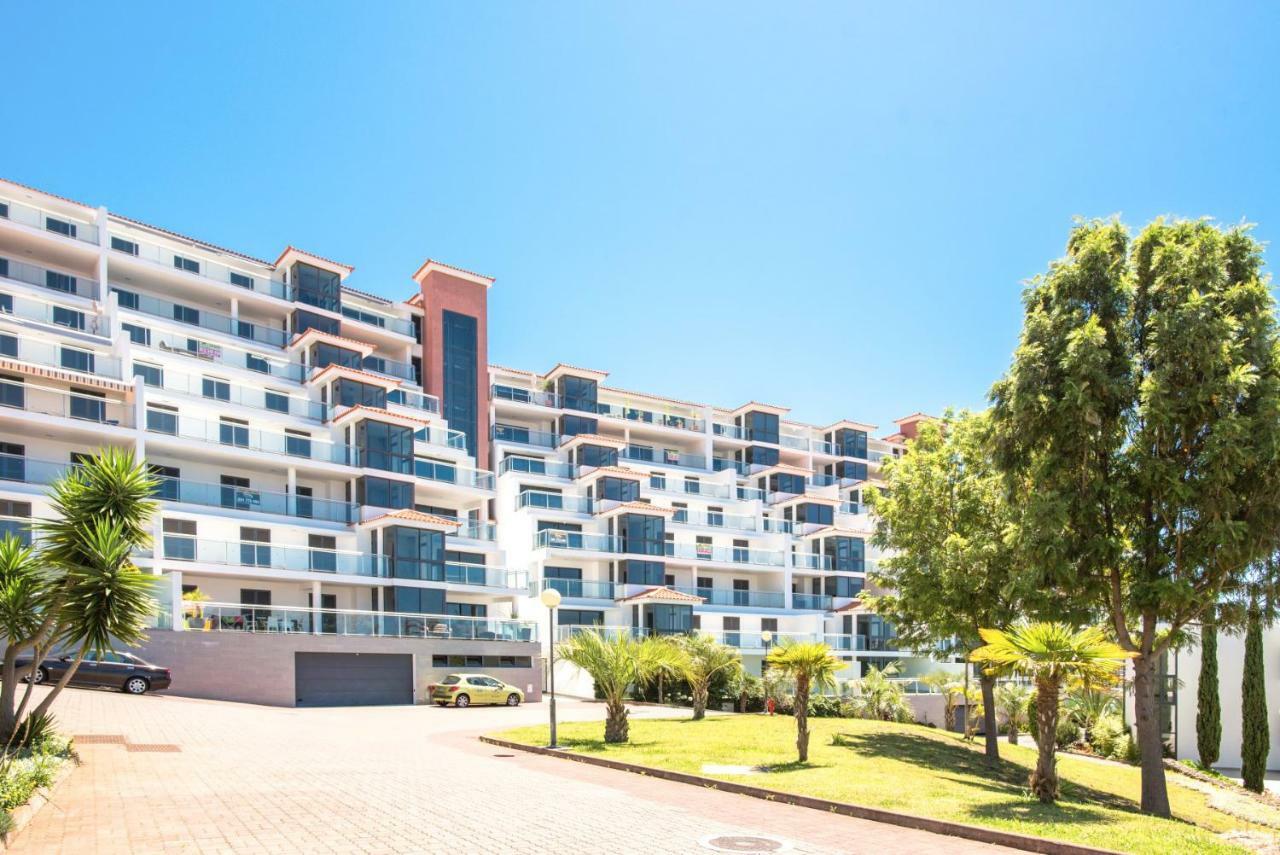 Apartamento Paradisus By Lovelystay Caniço Esterno foto